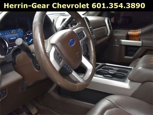 Used 2017 Ford F250 King Ranch w/ FX4 Off-Road Package image 12