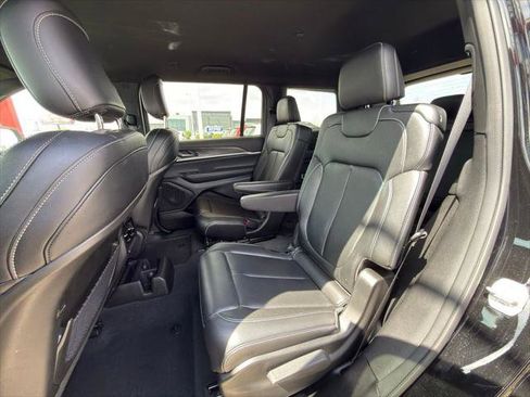 Certified 2024 Jeep Grand Cherokee L Limited AWD/4WD image 28