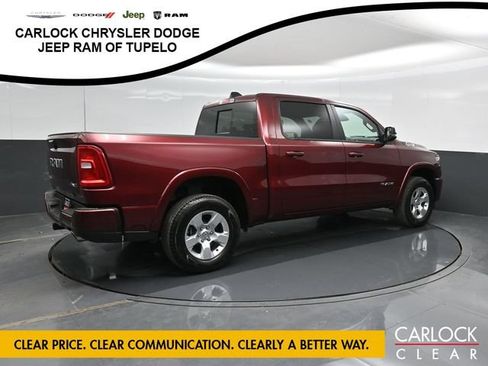 Used 2025 RAM 1500 Big Horn AWD/4WD image 3