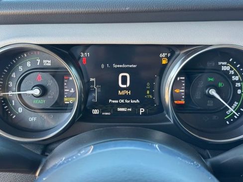 Used 2021 Jeep Wrangler Unlimited Sahara image 17