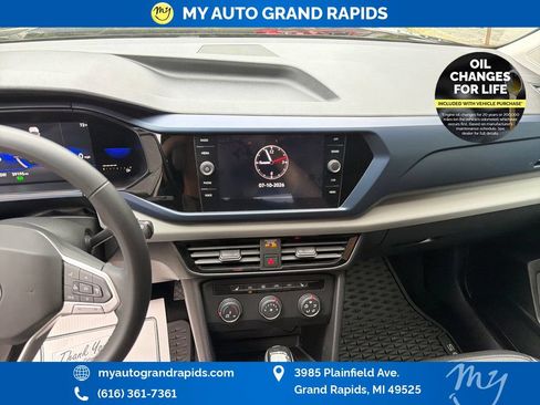 Used 2022 Volkswagen Taos SE AWD/4WD image 19