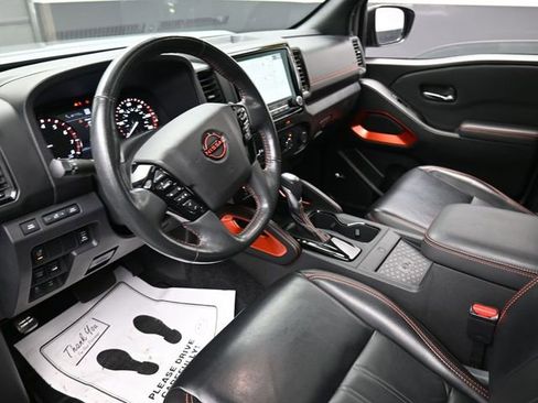 Used 2023 Nissan Frontier PRO-4X w/ Pro-4X Premium Package image 18