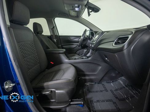 Used 2021 Chevrolet Equinox LT FWD image 39