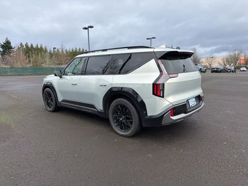 Used 2024 Kia EV9 GT-Line image 5