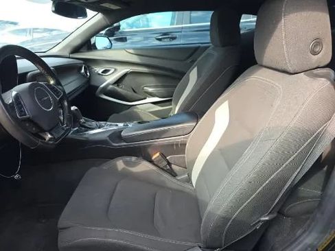 Used 2018 Chevrolet Camaro LT w/ RS Package image 12