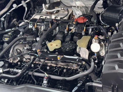 Used 2025 Volkswagen Atlas SEL image 59