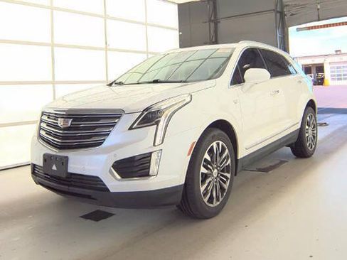 Used 2017 Cadillac XT5 Premium Luxury w/ LPO, Wheel Lock Package AWD/4WD image 1