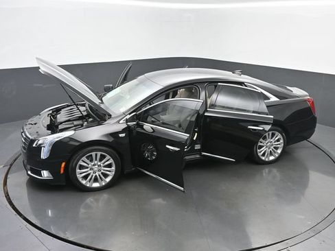 Used 2018 Cadillac XTS Luxury FWD image 64
