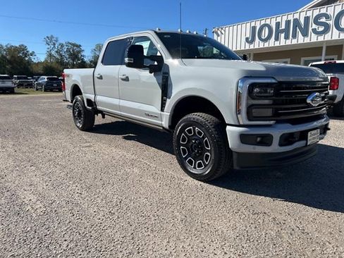 New 2025 Ford F350 Platinum image 2