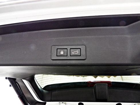 Used 2022 Subaru Ascent Touring w/ Popular Package #2A image 15