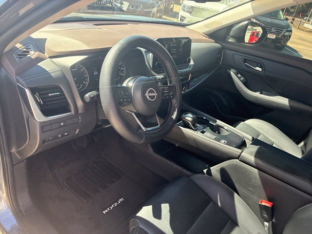 Used 2023 Nissan Rogue SL w/ SL Premium Package FWD image 17