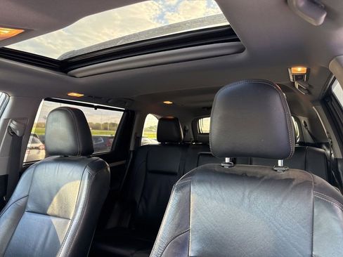 Used 2019 Toyota Highlander XLE AWD/4WD image 13
