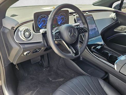 Used 2023 Mercedes-Benz EQS 450+ 4MATIC Sedan image 9