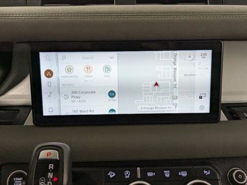 Used 2020 Land Rover Defender 110 S image 31