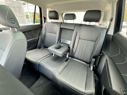 Certified 2022 Volkswagen Tiguan SE image 22