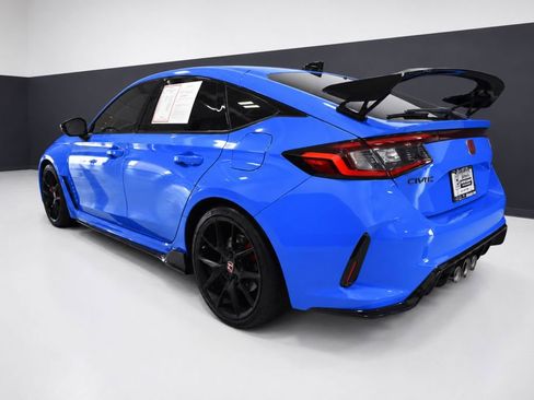 Used 2024 Honda Civic Type R image 3