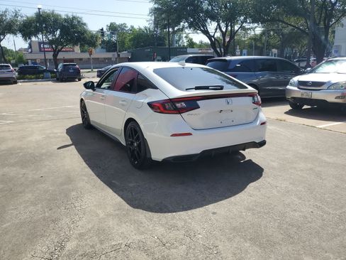 Used 2023 Honda Civic Sport image 12