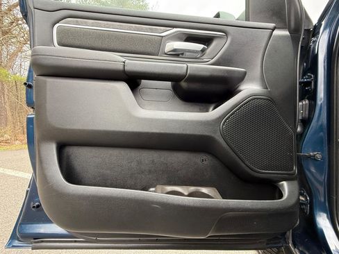 Used 2019 RAM 1500 Big Horn AWD/4WD image 11