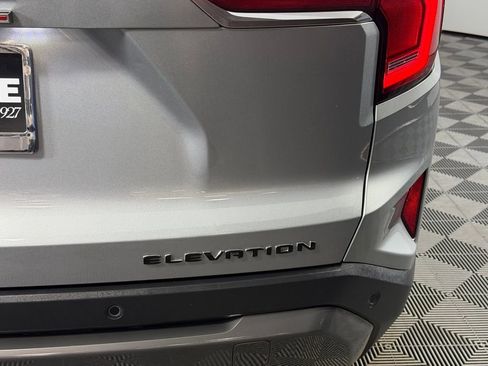 Used 2025 GMC Terrain Elevation AWD/4WD image 12