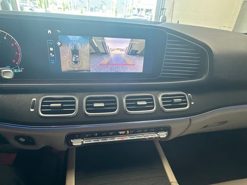 Used 2025 Mercedes-Benz GLE 450 4MATIC Coupe image 28