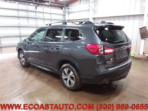 Used 2021 Subaru Ascent Premium w/ Convenience Package AWD/4WD image 4