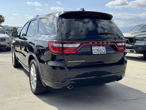 Used 2022 Dodge Durango GT RWD image 2