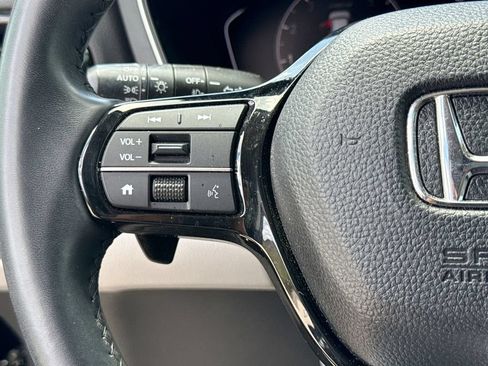 Used 2024 Honda Pilot EX-L image 26