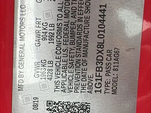 Used 2020 Chevrolet Camaro LT image 30