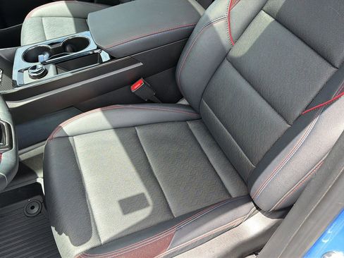 Used 2025 Chevrolet Equinox RS w/ Convenience Package III FWD image 31