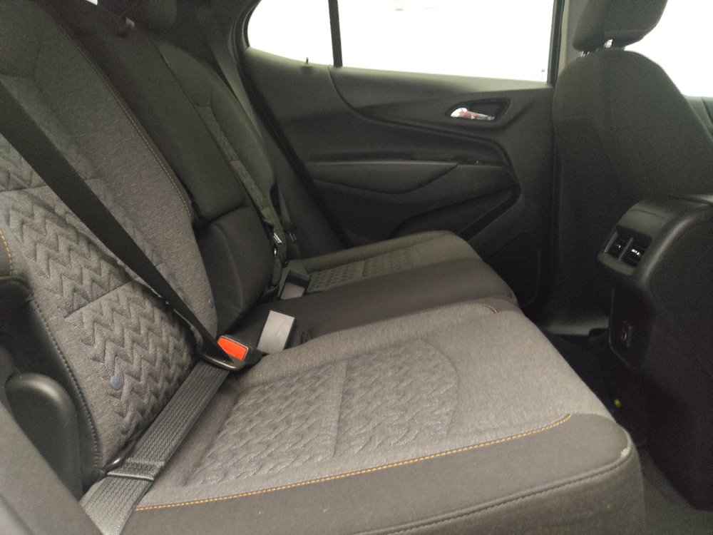 Used 2023 Chevrolet Equinox LT FWD image 19
