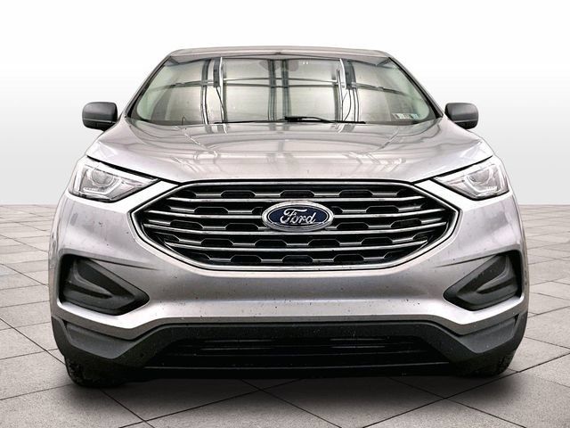 Used 2020 Ford Edge SE FWD image 3