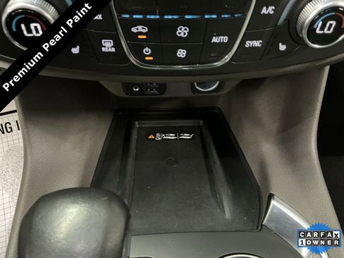 Used 2021 Chevrolet Traverse Premier image 26