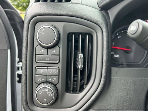 New 2026 Chevrolet Silverado 3500 W/T AWD/4WD image 19