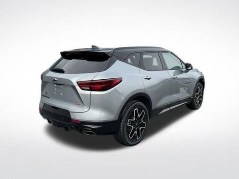 Certified 2023 Chevrolet Blazer RS w/ Driver Confidence II Package image 6