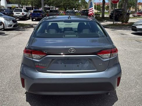 Certified 2025 Toyota Corolla LE image 6