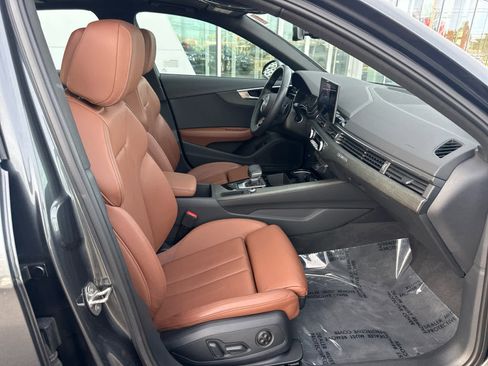 Used 2023 Audi A4 2.0T Premium w/ Convenience Package image 33