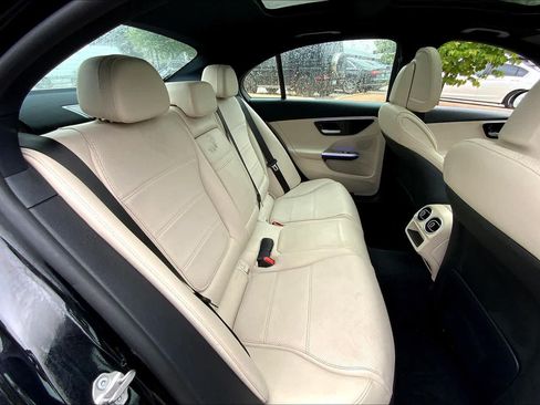Used 2022 Mercedes-Benz C 300 Sedan image 19
