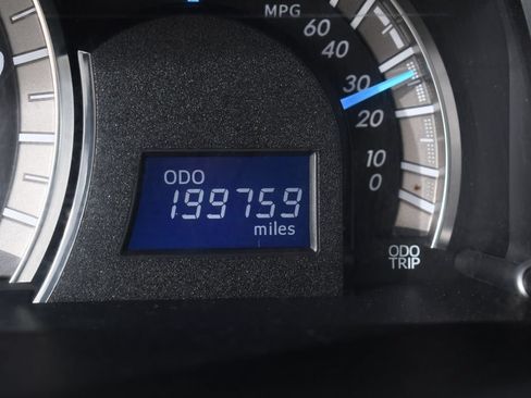 Used 2012 Toyota Camry SE FWD image 29