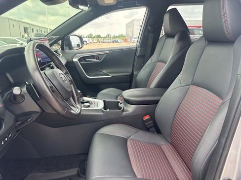 Used 2023 Toyota RAV4 XSE w/ Weather Package AWD/4WD image 8