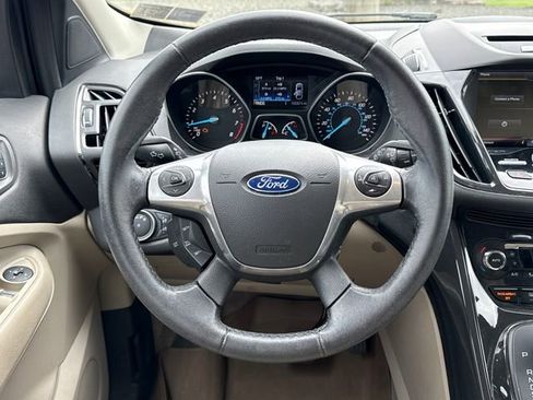 Used 2015 Ford Escape Titanium AWD/4WD image 17