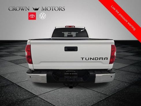Used 2015 Toyota Tundra SR5 image 5