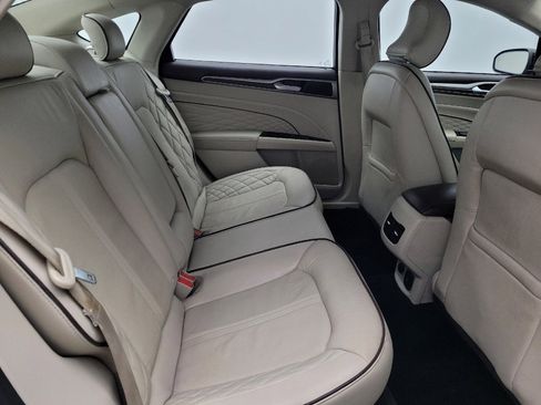Used 2018 Ford Fusion Energi Platinum image 19