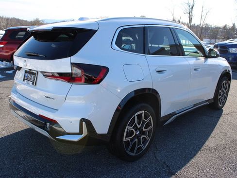 New 2026 BMW X1 xDrive28i AWD/4WD image 8