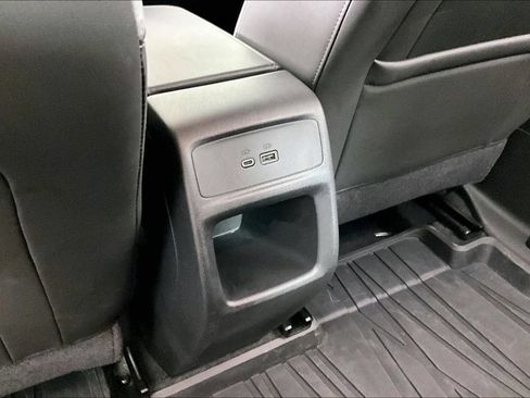 Certified 2024 Buick Envista Preferred w/ Advanced Safety Package FWD image 9