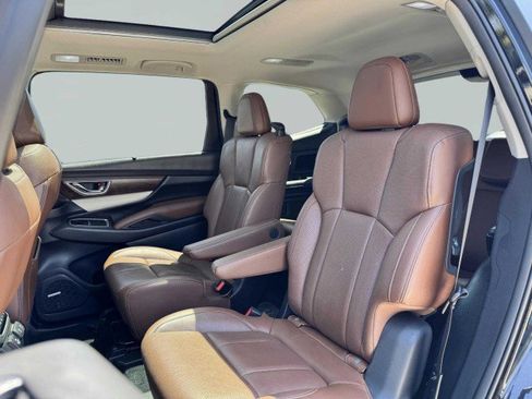 Used 2019 Subaru Ascent Touring image 40