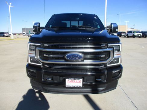 Used 2020 Ford F250 Platinum w/ FX4 Off-Road Package image 11