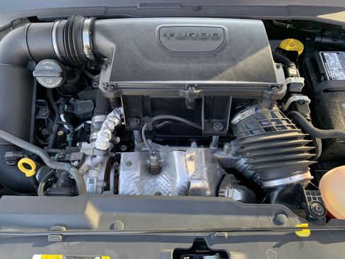 Used 2025 Jeep Compass Limited image 33