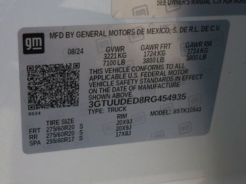 Used 2024 GMC Sierra 1500 SLT w/ SLT Premium Plus Package AWD/4WD image 57