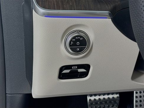 New 2026 Mercedes-Benz CLE 450 4MATIC Cabriolet image 10