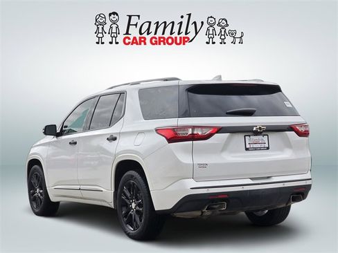 Used 2019 Chevrolet Traverse High Country image 3